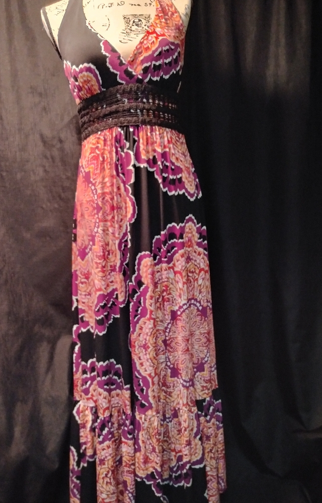 Size 10. Super flattering fit